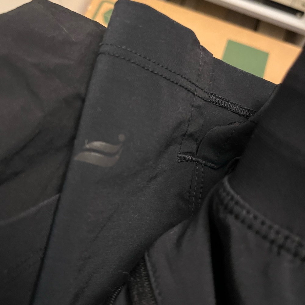 Men Shorts - Picture 5 of 5